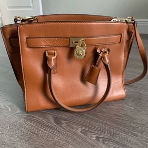Michael Kors Satchel Hamilton Traveler